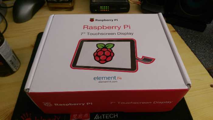 picture of the official Raspberry Pi 7" touchscreen display